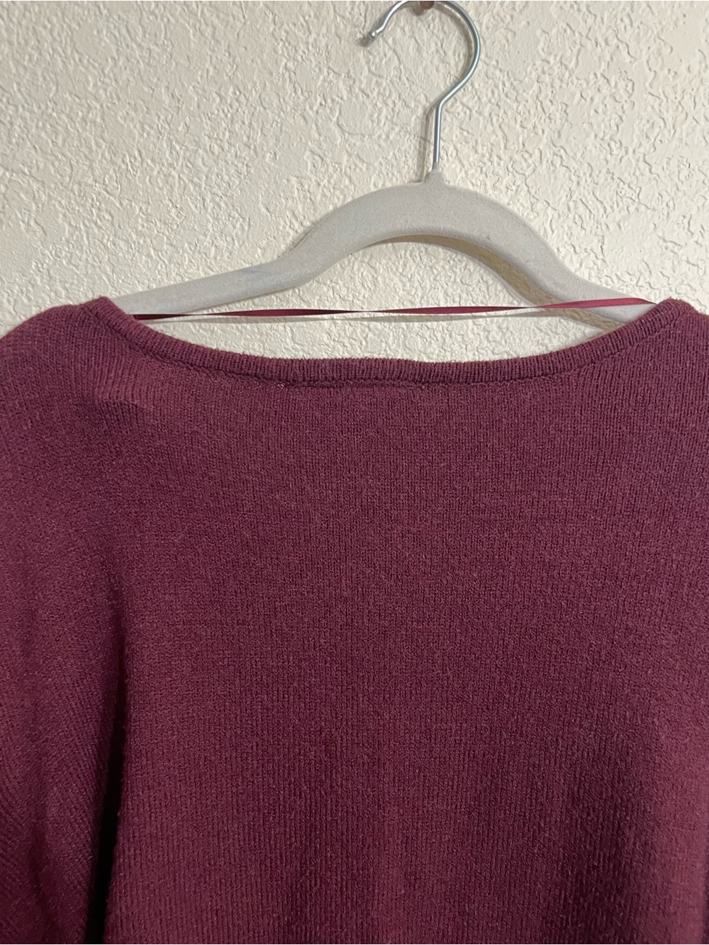 Oversized cozy Lane Bryant Burgundy V-Neck Women's Sweater - Picture 4 of 6
